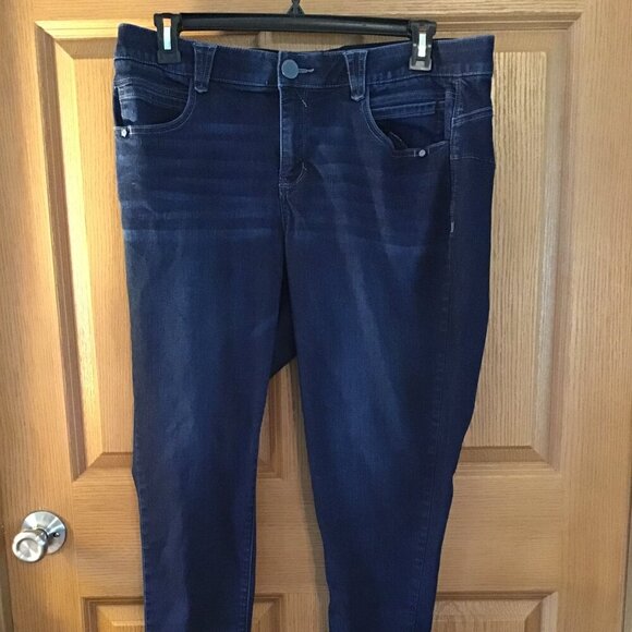 Democracy Jean Leggings - Picture 1 of 2